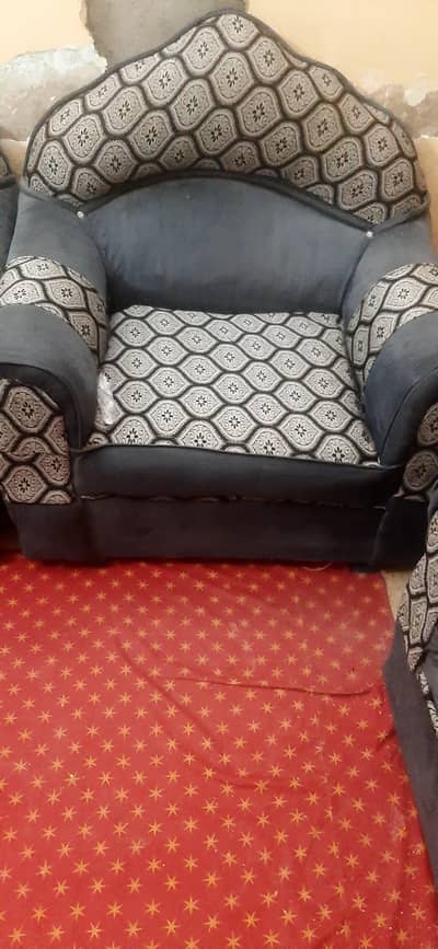 comfortable & smooth 5 seater