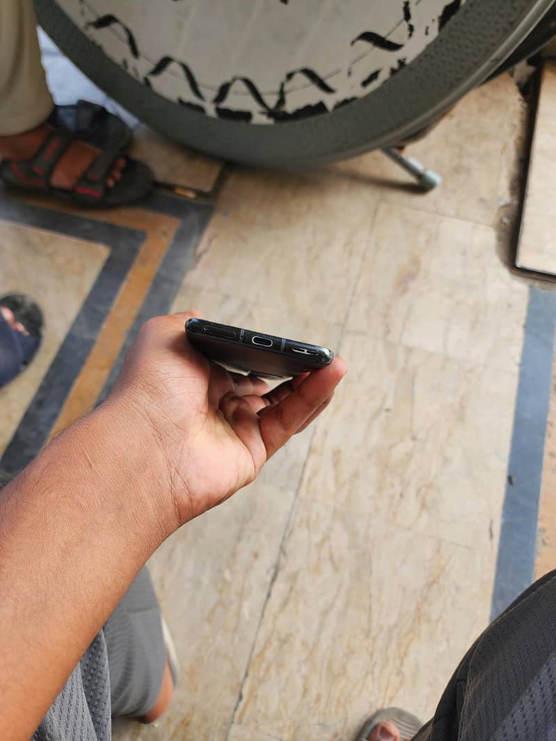 One Plus 9 Pro 8