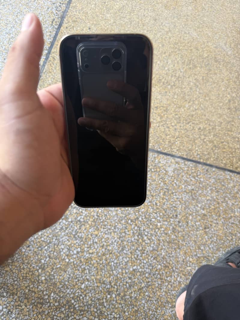 Apple iPhone 16 Pro Max 5
