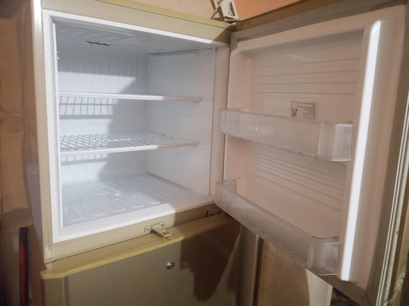 Refrigerator 1