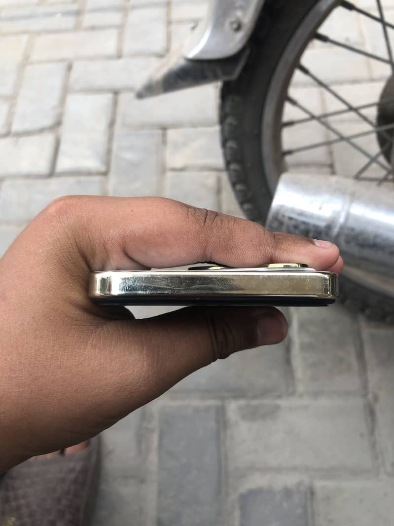 Gfive note 25 0