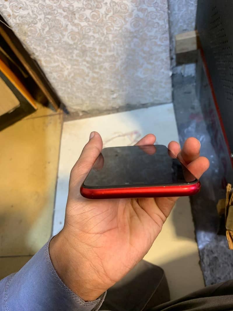 Apple iPhone 11 2