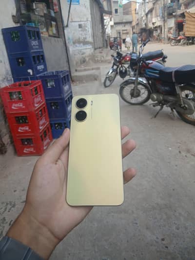 Vivo Y16