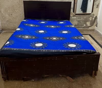 1.5 Person Wooden Bed with Mattress