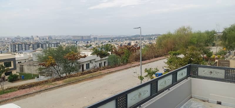 7 MARLA TOP HOUSE SOLID CONSTRUCTION 0