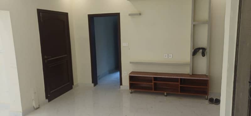7 MARLA TOP HOUSE SOLID CONSTRUCTION 12