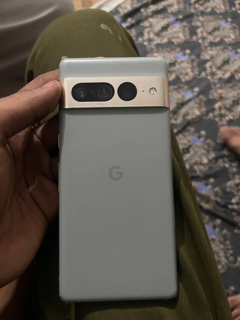 Google Pixel 7 Pro 4