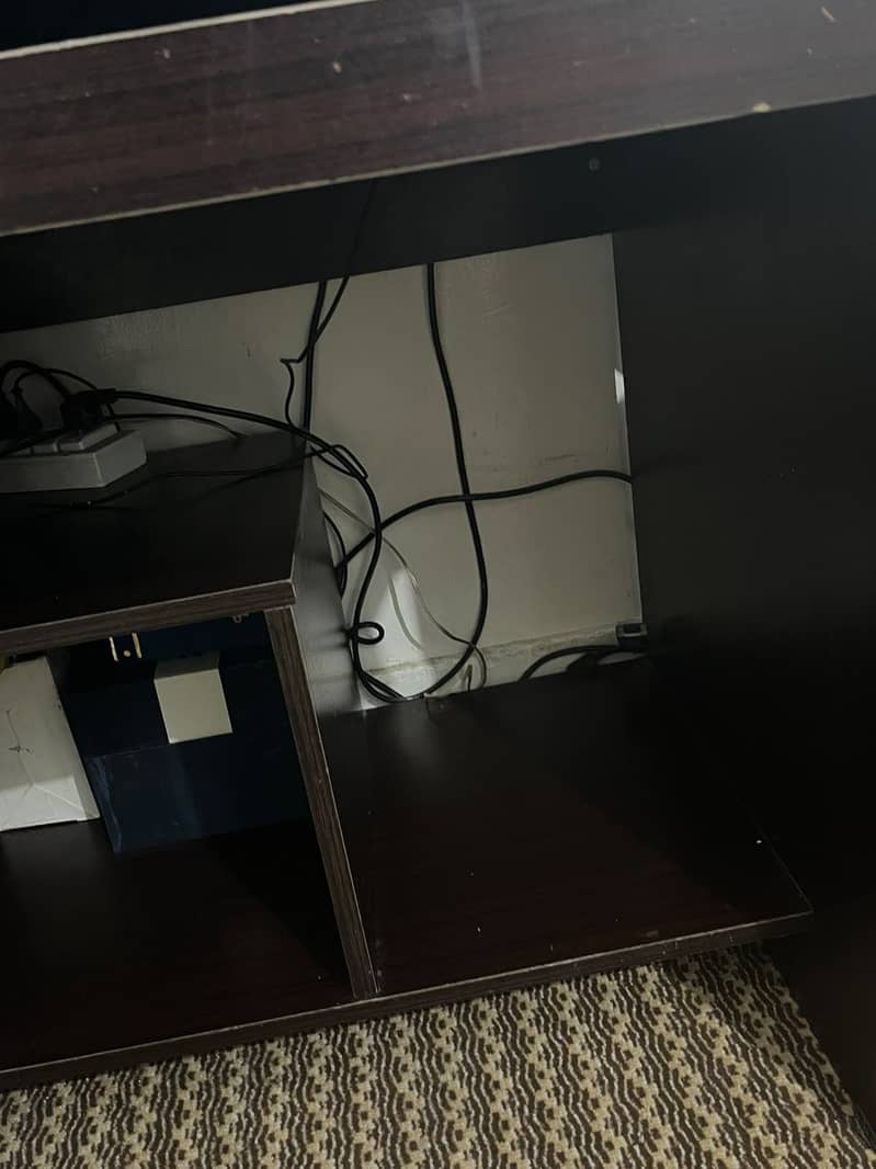 Computer table  new 2