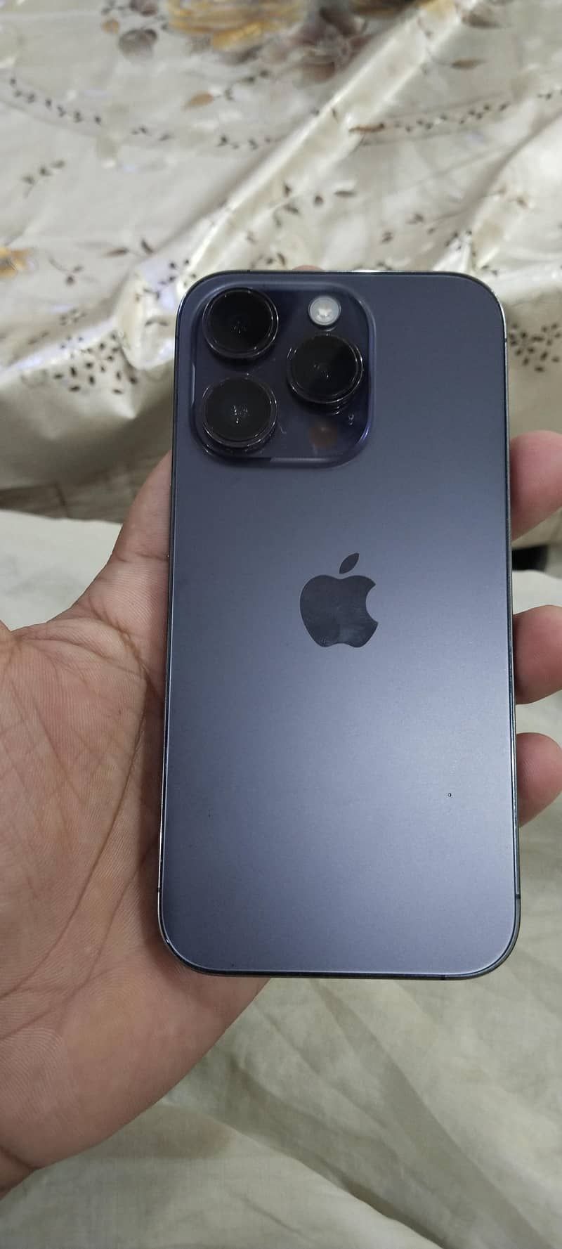 Apple iPhone 14 Pro 2