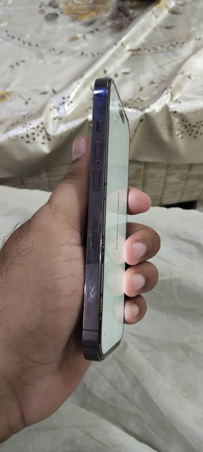 Apple iPhone 14 Pro 3