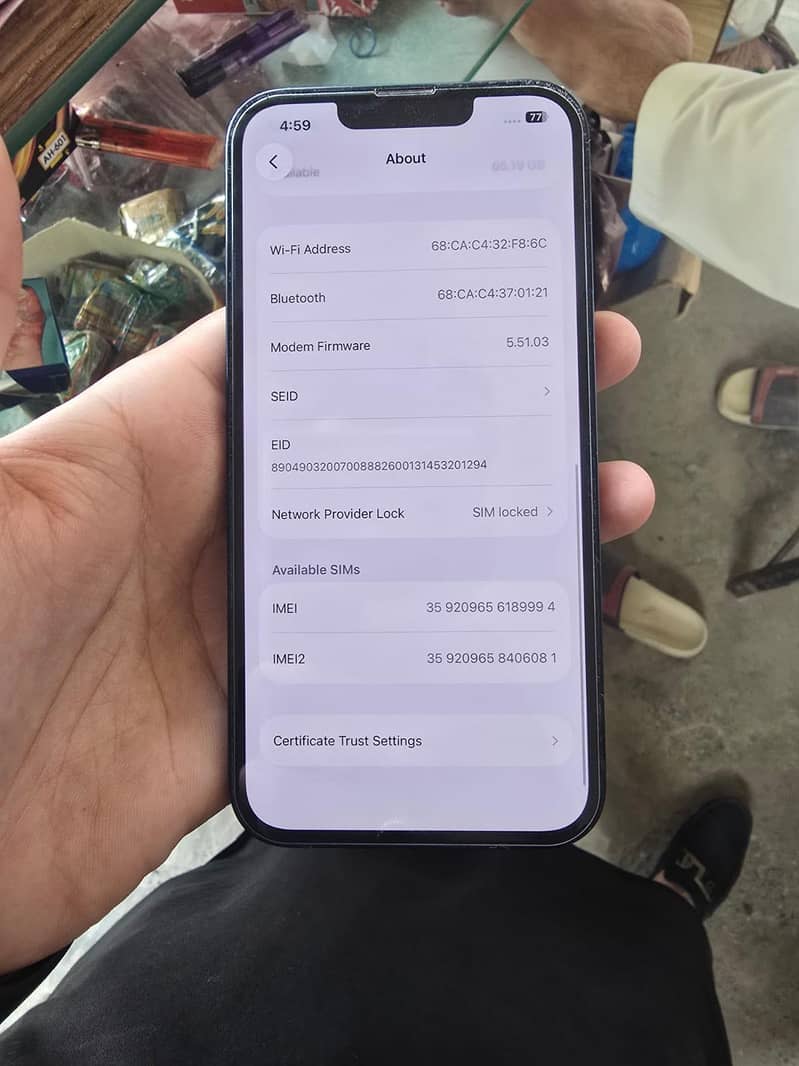 Apple iPhone 13 2