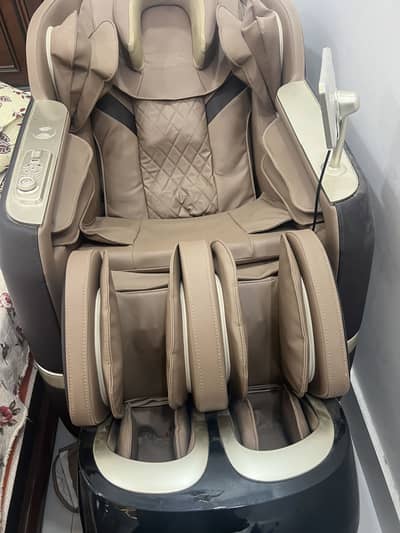 Massage machine