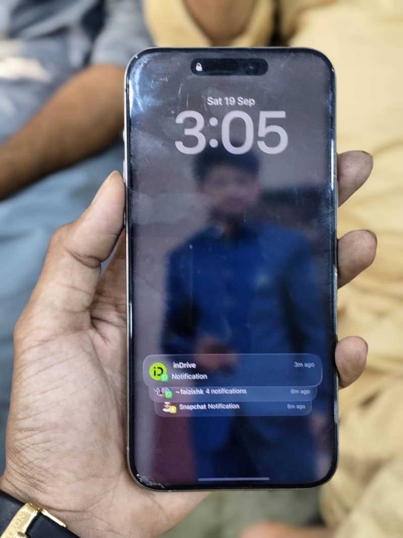 Apple iPhone 15 Pro Max 1