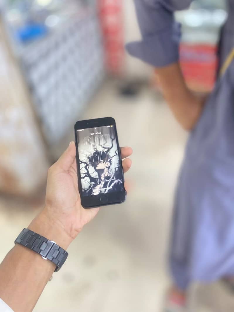 Apple iPhone SE 2nd generation 7