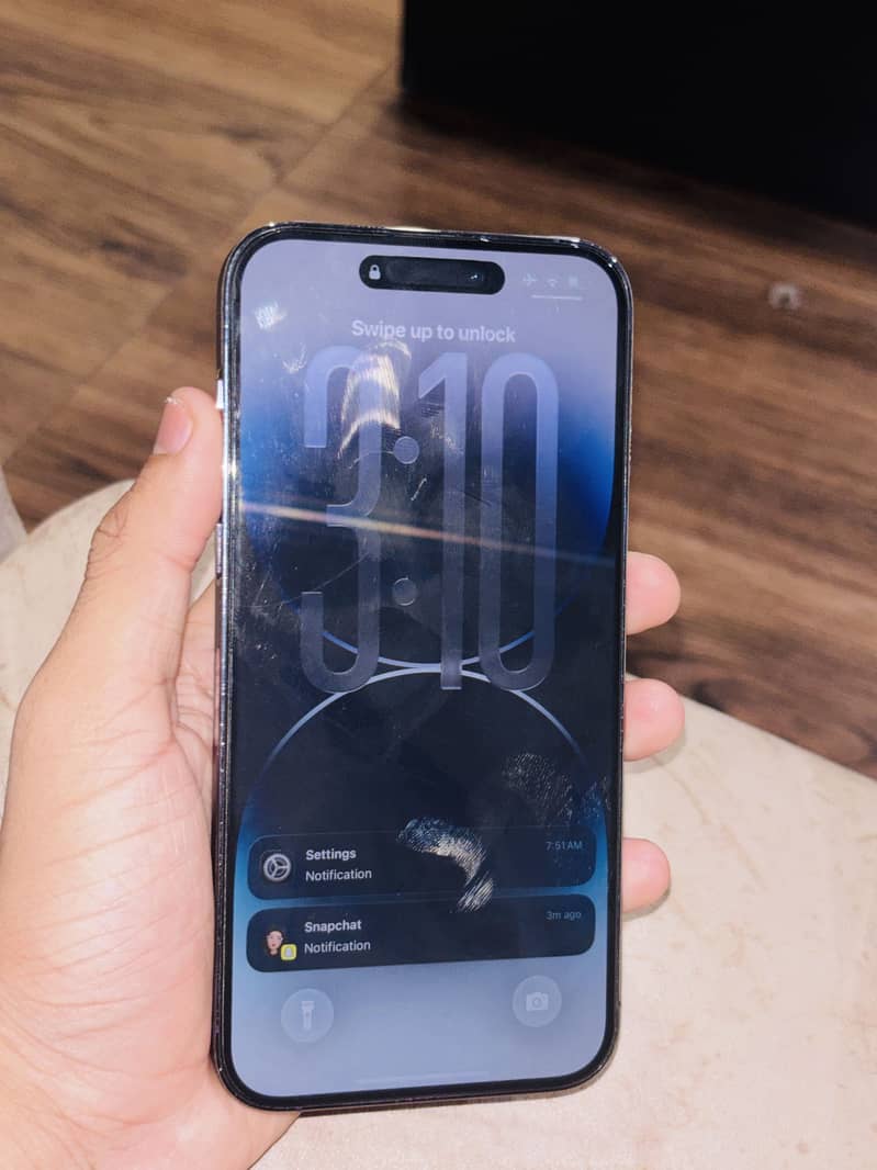 Apple iPhone 14 Pro Max 1