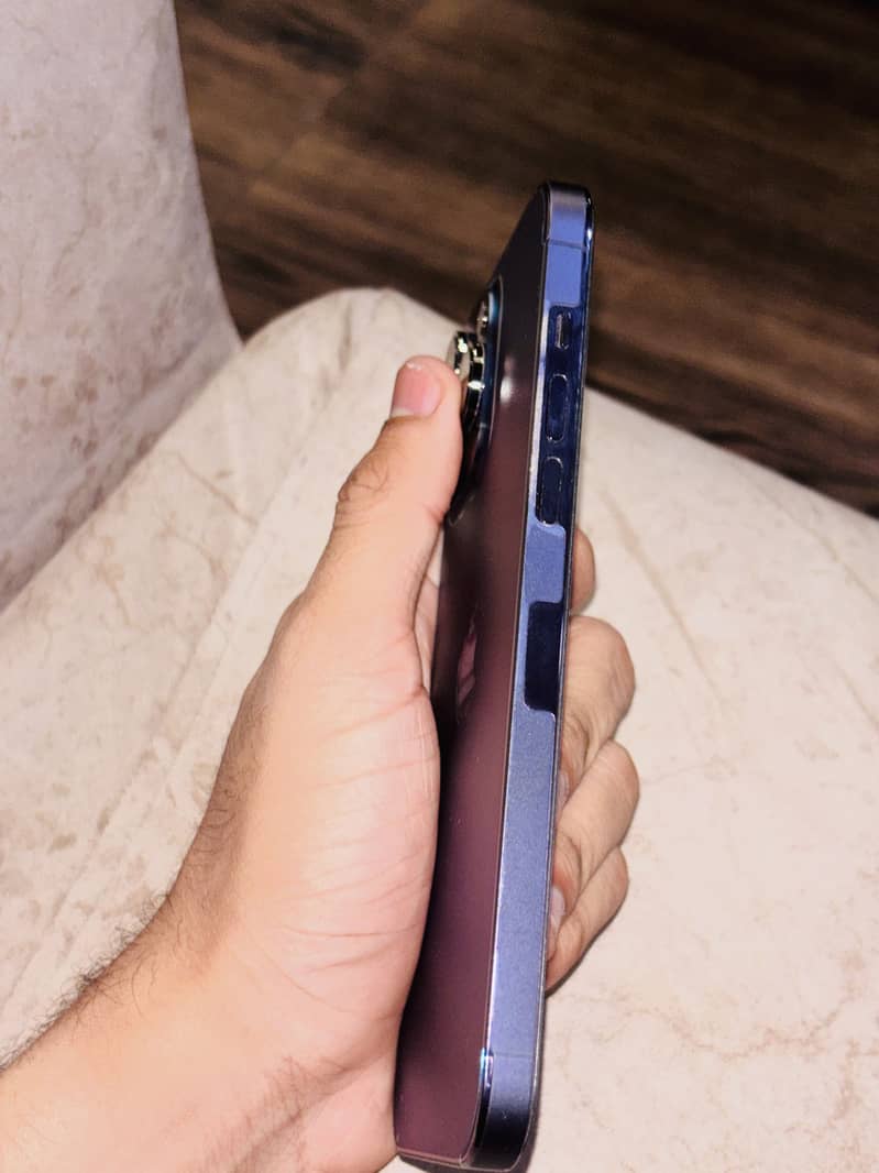 Apple iPhone 14 Pro Max 3
