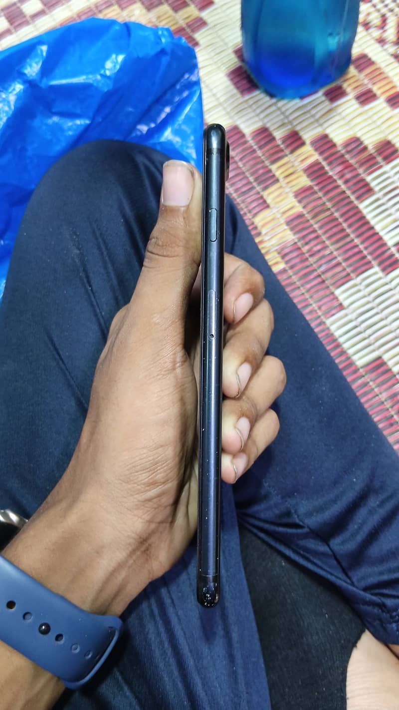 Apple iPhone 7 Plus 4