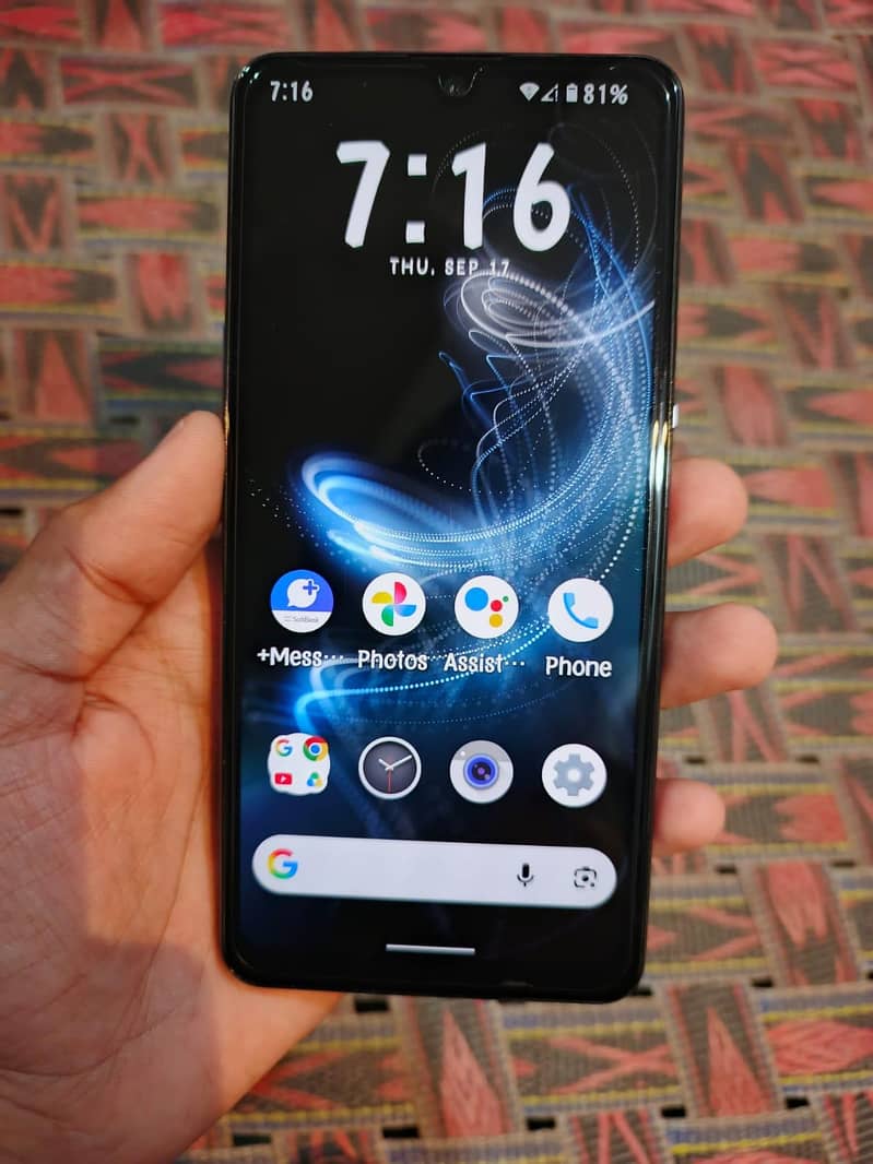 Sharp Aquos Zero 1