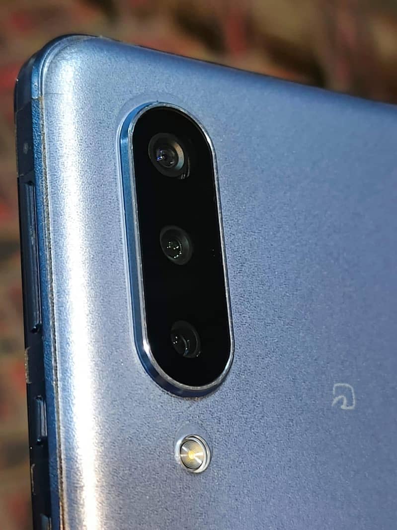Sharp Aquos Zero 2
