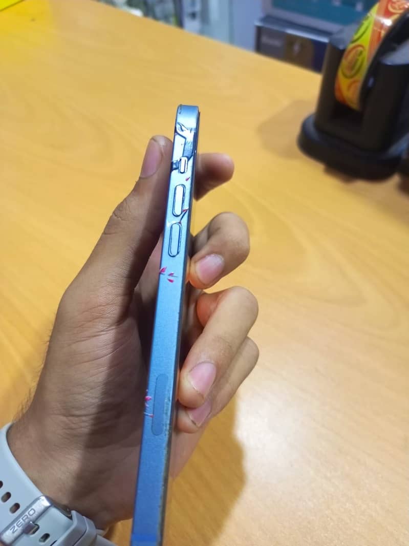 Apple iPhone 14 plus 6