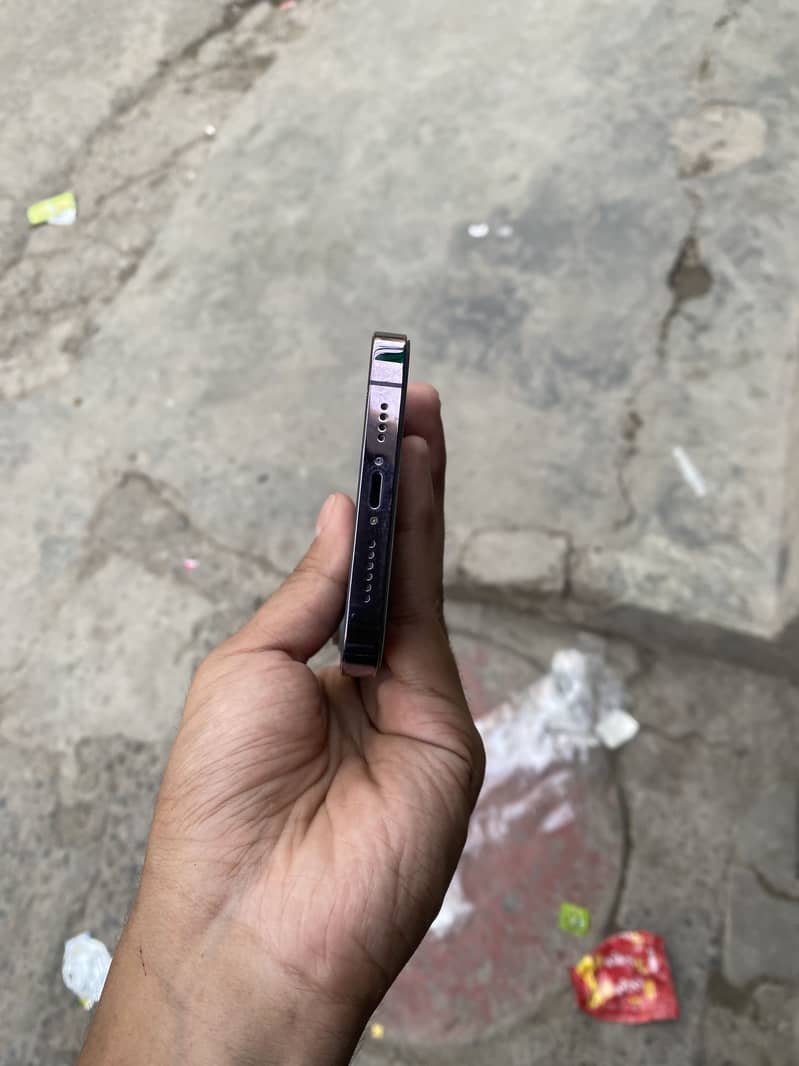 Apple iPhone 14 Pro Max 2