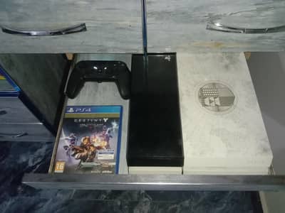 PS4 1TB WITH CUSTOM CONTROLLER AND DESTINY 1 CD