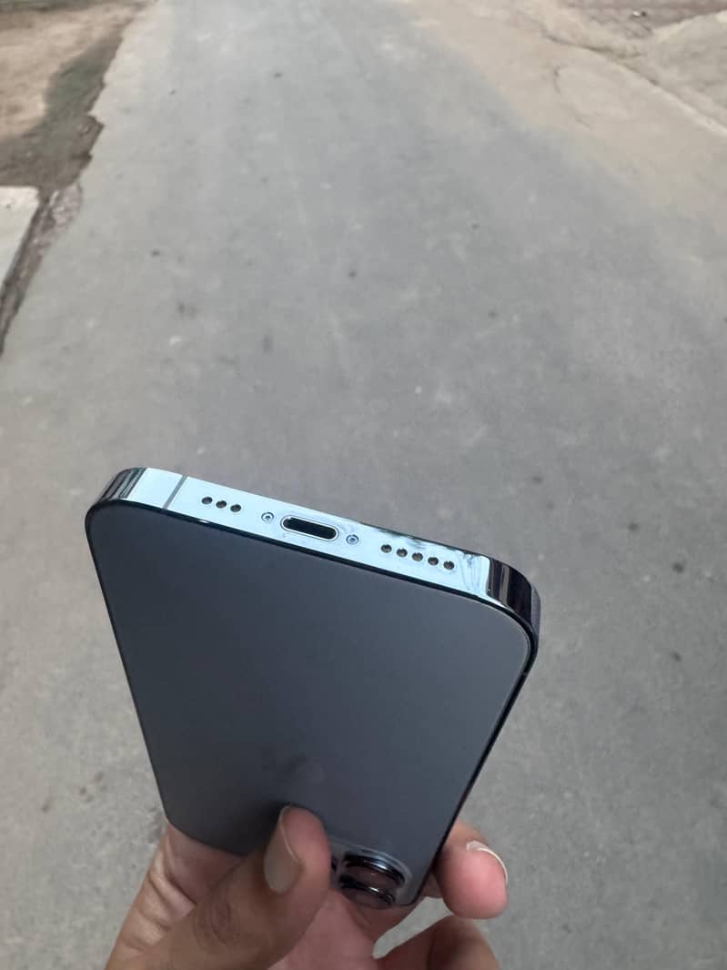 Apple iPhone 13 Pro 5