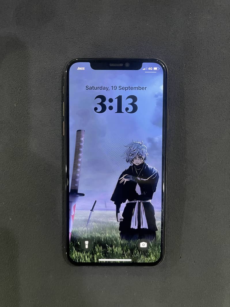 Apple iPhone XS 1
