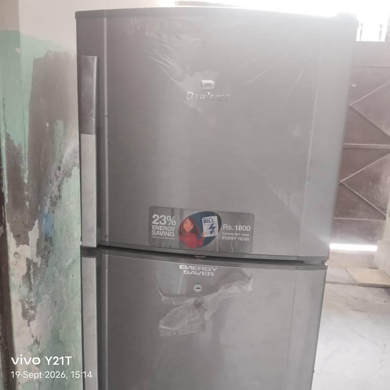 medium size fridge 0
