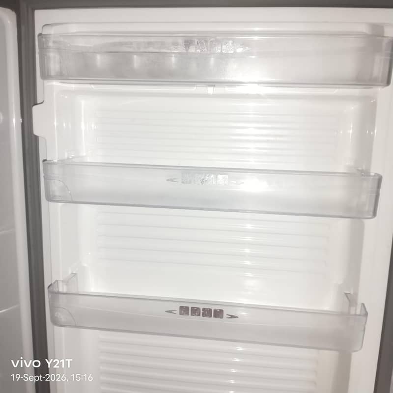 medium size fridge 4