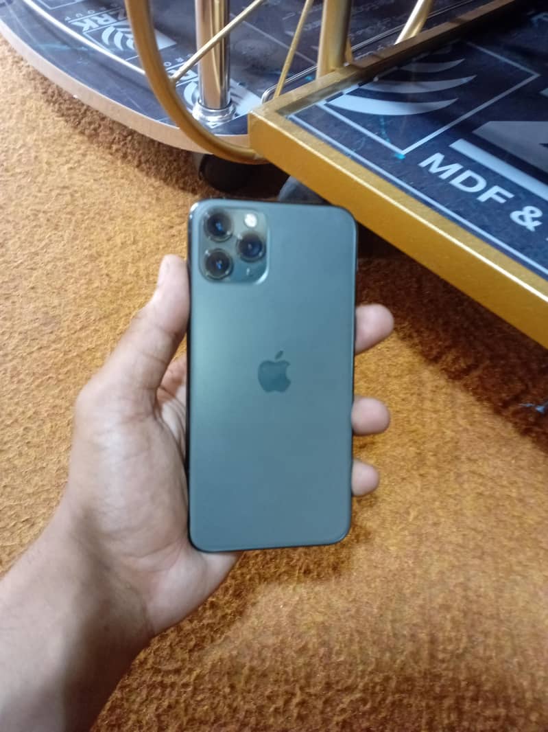 Apple iPhone 11 Pro 2