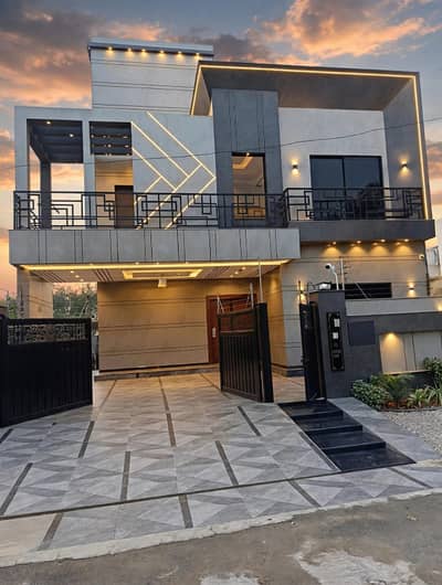10-Marla Brand New Available For Sale In New Lahore City Phase-1