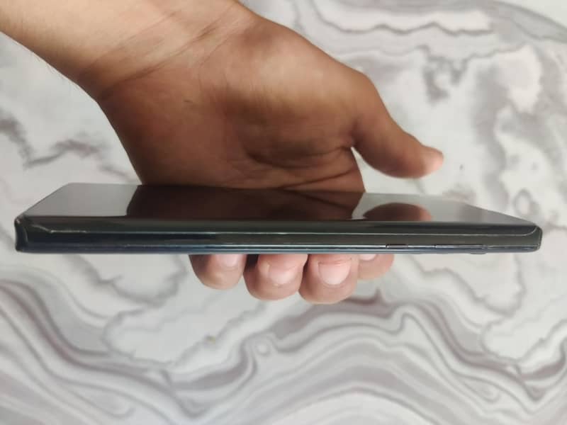 Motorola Edge Plus 3