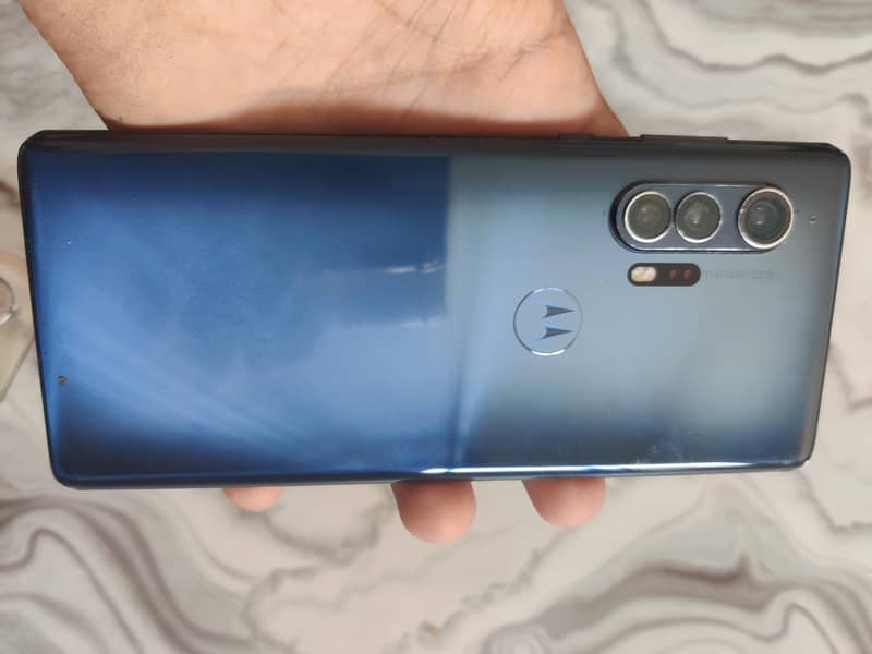 Motorola Edge Plus 4
