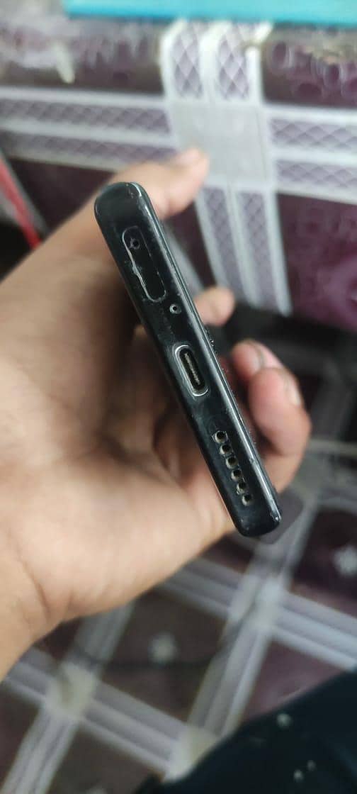 Motorola Edge Plus 7