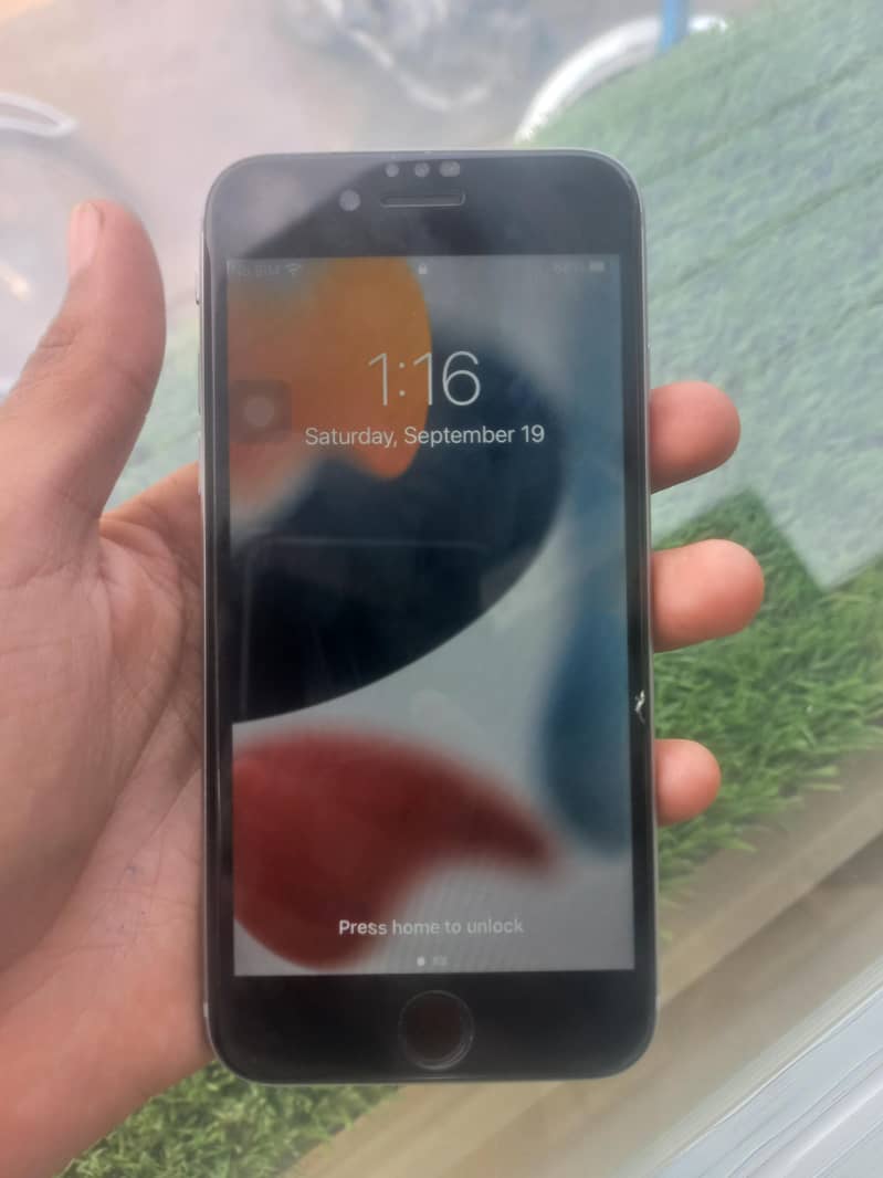 Apple iPhone 6S 1