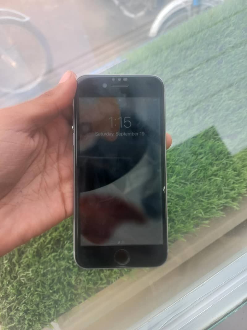 Apple iPhone 6S 2