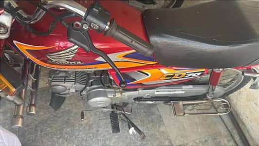 Honda cd70 bike original condition for urgent sale no. 03-008-531-386