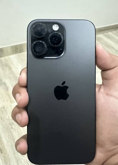 Apple iPhone 16 Pro Max