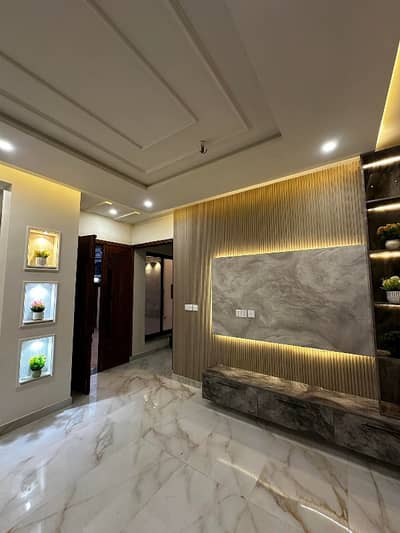 Umer Block 7 Marla House For Sale Proper Double Unit Gas Installed Ideal Location Urgent For Sale