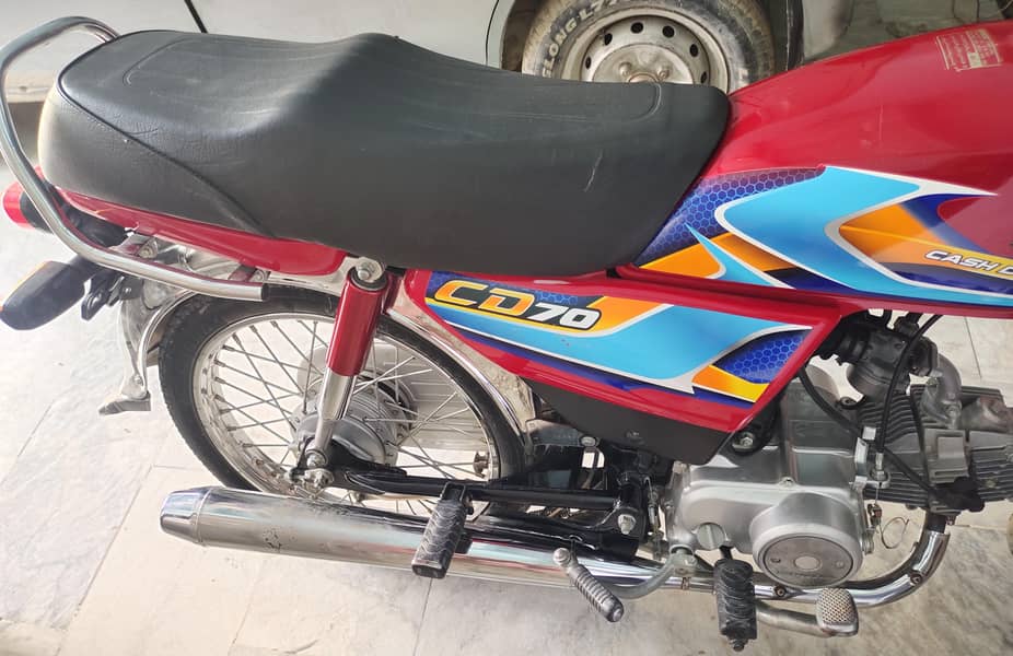 CD 70 ZERO METER CONDITION 2026 MODEL 5
