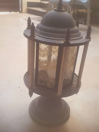 main  gate  light    .  on  main  gate