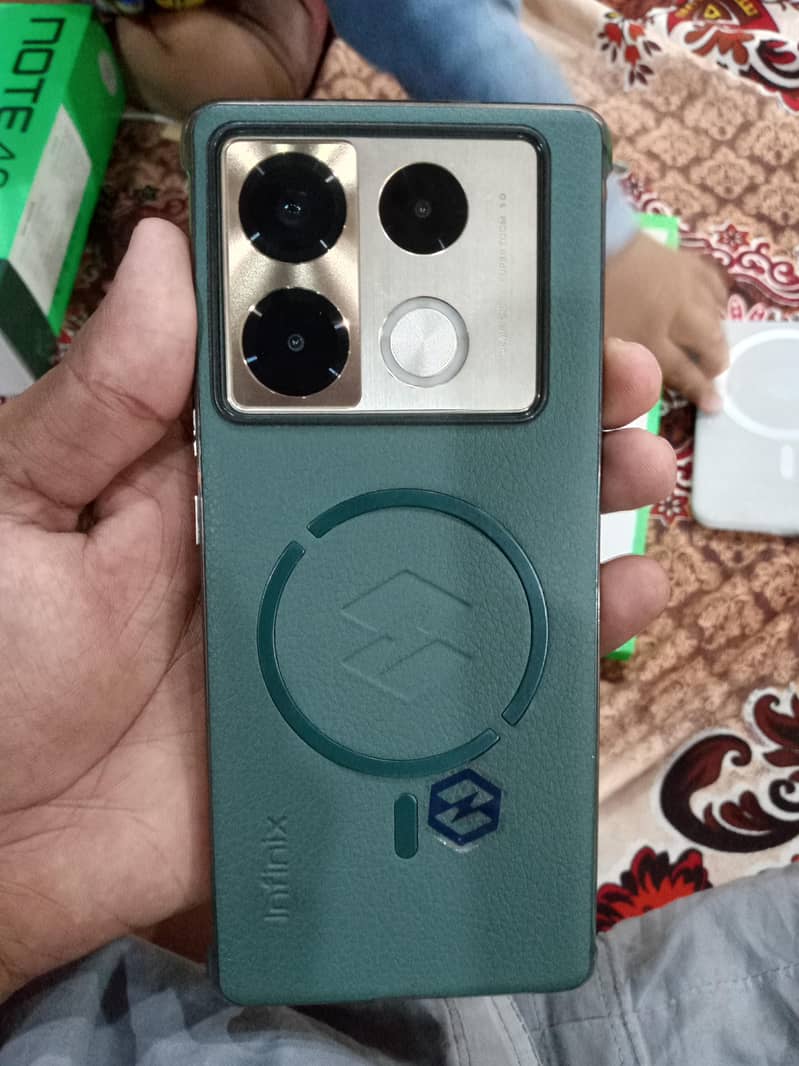 Infinix Note 40 Pro 3