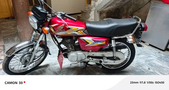 Honda CG 125 2025 . Contact now,0320 7709505.