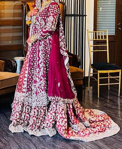Original 180k maroon bridal farshi Lehnga tail 10/10