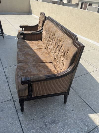 Urgent sale 5 seater sofa due to space issue