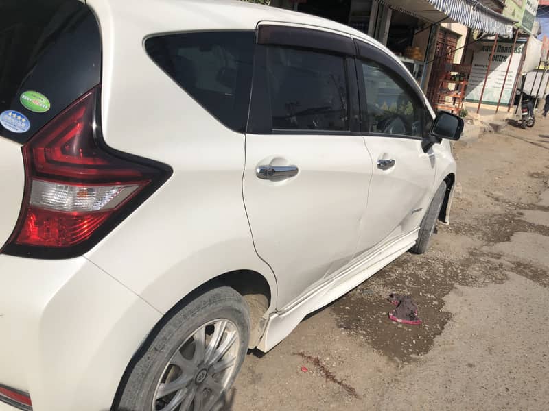 Nissan Note E Power 2017 1