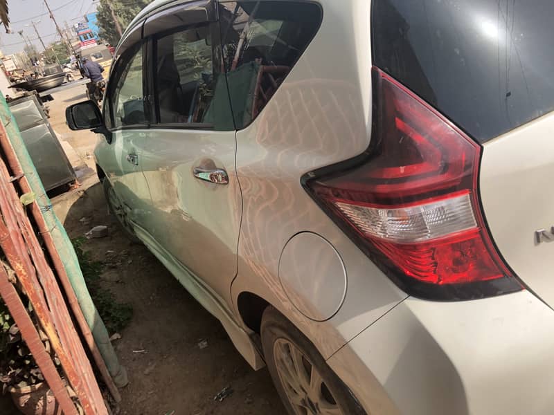 Nissan Note E Power 2017 3