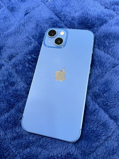 Apple iPhone 13 lush condition
