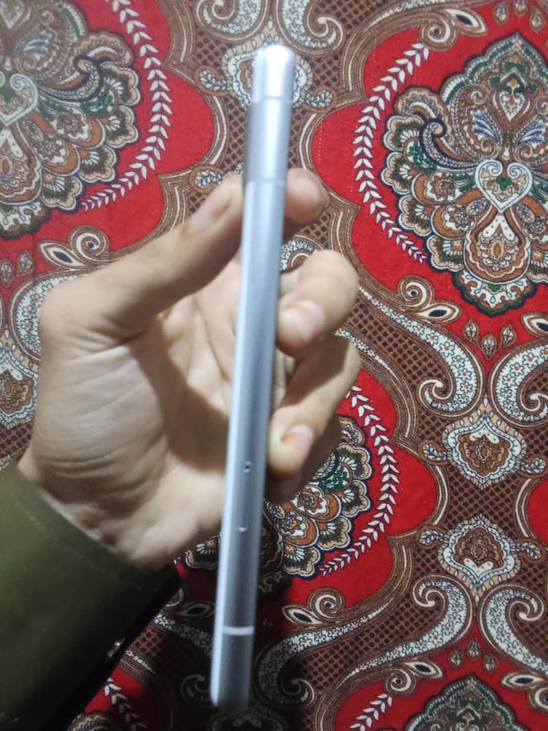 Google Pixel 7a 4